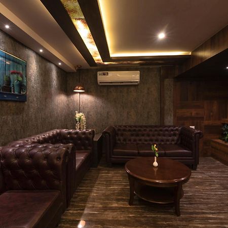 העיר בנגלור Hotel Monarch International מראה חיצוני תמונה
