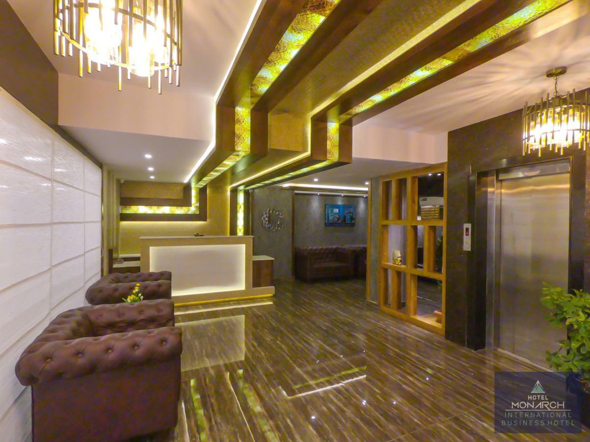 העיר בנגלור Hotel Monarch International מראה חיצוני תמונה